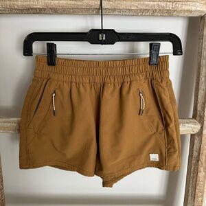 Vuori Dash 3” Shorts Women’s Size XS